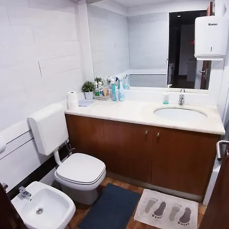 In - Theorynomadrooms Quarto Casal 3 بيت ضيافة Lisboa